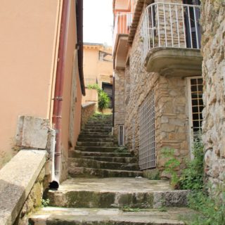 Gaeta alta vicoli 52